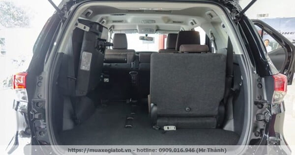 Mua xe gia đình 7 chỗ chọn Innova V hay Fortuner máy dầu số sàn? cop xe toyota fortuner 2019 may dau so san muaxegiatot vn 7 Mua xe gia đình 7 chỗ chọn Innova V hay Fortuner máy dầu số sàn?