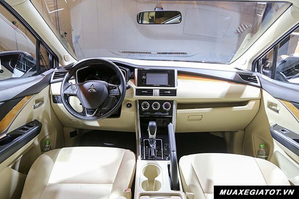 noi that so tu dong mitsubishi xpander 2018 2019 muaxegiatot vn 20 So sánh xe 7 chỗ Toyota Rush với Mitsubishi Xpander