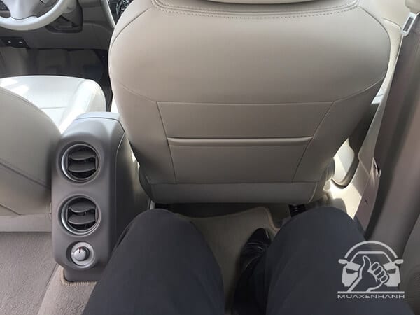 cua gio hang ghe sau nissan sunny 2019 muaxenhanh vn 1 Nissan Almera 2025: Giá xe lăn bánh khuyến mãi, Mua bán xe trả góp