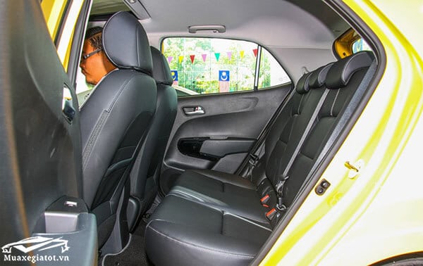 Kia Morning 2025: Giá lăn bánh khuyến mãi, Mua bán xe trả góp hang ghe sau kia morning picanto 2019 muaxegiatot vn 11 Kia Morning 2025: Giá lăn bánh khuyến mãi, Mua bán xe trả góp