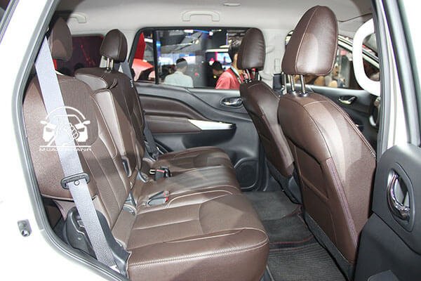 Nissan Terra 2025: Giá xe lăn bánh khuyến mãi, Mua bán xe trả góp hang ghe sau xe nissan terra 2019 tai vms 2018 muaxenhanh vn 4 Nissan Terra 2025: Giá xe lăn bánh khuyến mãi, Mua bán xe trả góp