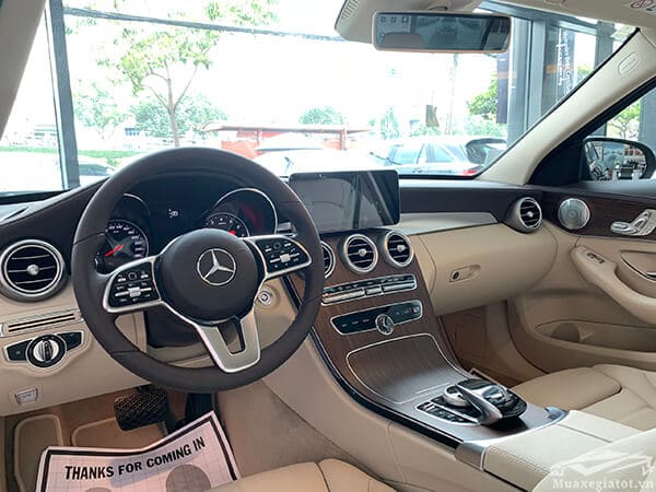 duoi xe mercedes c200 exclusive 2019 muaxegiatot vn 5 Mua xe Mercedes C200 Exclusive trả góp, Bán xe Mẹc C200 Exclusive 2022 giá rẻ