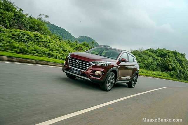 Hyundai Tucson 1.6T 2025 máy xăng: Giá xe lăn bánh khuyến mãi, Mua bán xe trả góp lai thu xe hyundai tucson 2019 2020 16l t gdi dac biet muaxebanxe com Hyundai Tucson 1.6T 2025 máy xăng: Giá xe lăn bánh khuyến mãi, Mua bán xe trả góp