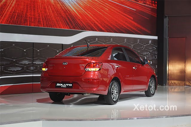 duoi xe kia soluto 2019 2020 Xetot com KIA Soluto 2025: Giá xe lăn bánh khuyến mãi, Mua bán xe trả góp