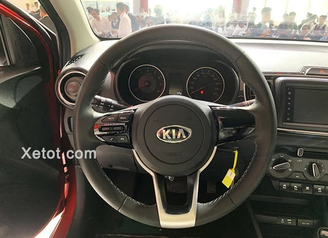 volang xe kia soluto 2019 2020 ban at deluxe Xetot com KIA Soluto 2025: Giá xe lăn bánh khuyến mãi, Mua bán xe trả góp