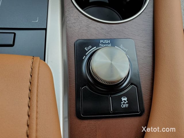 che do lai lexus rx350l 2020 7 cho xetot com Lexus RX 350L 2022 7 chỗ: Giá bán mới nhất, Đánh giá thông số kỹ thuật