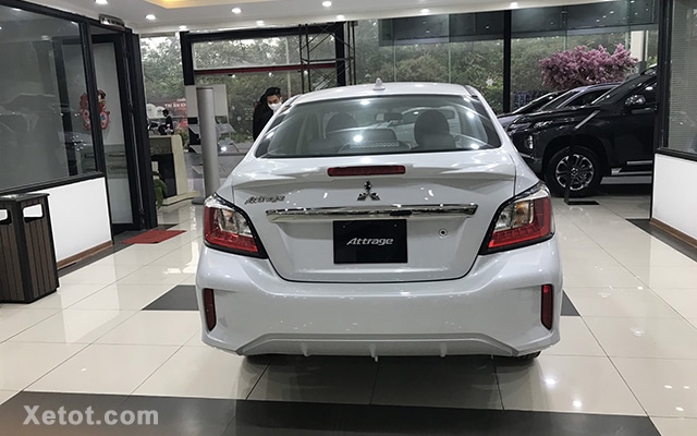Mitsubishi Attrage 2025: Giá xe lăn bánh khuyến mãi, Mua bán xe trả góp duoi xe mitsubishi attrage 2020 xetot com Mitsubishi Attrage 2025: Giá xe lăn bánh khuyến mãi, Mua bán xe trả góp