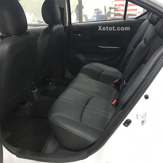 Mitsubishi Attrage 2025: Giá xe lăn bánh khuyến mãi, Mua bán xe trả góp hang ghe sau mitsubishi attrage 2020 xetot com Mitsubishi Attrage 2025: Giá xe lăn bánh khuyến mãi, Mua bán xe trả góp