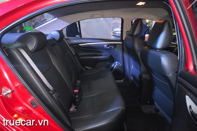 Suzuki Ciaz 2025: Giá xe lăn bánh khuyến mãi, Mua bán xe trả góp hang ghe sau suzuki ciaz 2021 truecar vn Suzuki Ciaz 2025: Giá xe lăn bánh khuyến mãi, Mua bán xe trả góp