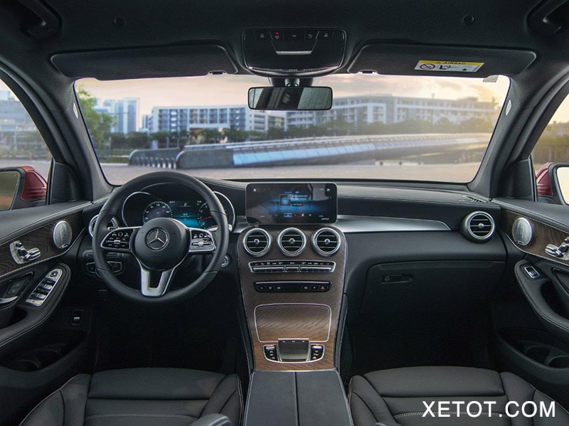 Mercedes GLC 200 2025: Giá bán mới nhất, Đánh giá xe chi tiết noi that xe mercedes benz glc 200 4matic muaxegiatot vn copy Mercedes GLC 200 2025: Giá bán mới nhất, Đánh giá xe chi tiết