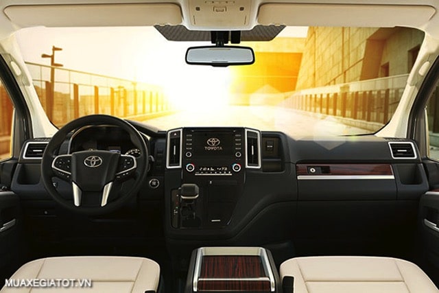 Đánh giá xe Toyota Granvia 2025, có nên mua? cabin xe toyota granvia 2021 truecar vn Đánh giá xe Toyota Granvia 2025, có nên mua?