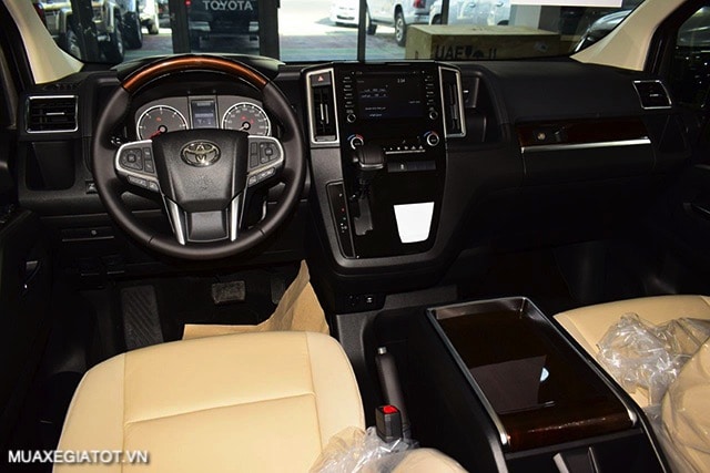 Đánh giá xe Toyota Granvia 2025, có nên mua? tien nghi xe toyota granvia 2021 truecar vn Đánh giá xe Toyota Granvia 2025, có nên mua?