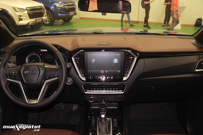 Khoang lai Isuzu D max 2021 2022 muaxegiatot vn Isuzu D-Max 2025: Giá xe lăn bánh khuyến mãi, Mua bán xe trả góp