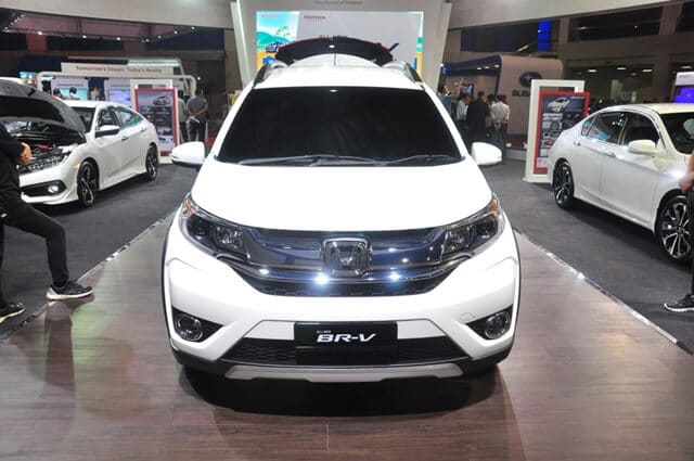 Honda BRV 2025: Giá xe lăn bánh khuyến mãi, Mua bán xe trả góp dau xe honda brv 2021 xetot com Honda BRV 2025: Giá xe lăn bánh khuyến mãi, Mua bán xe trả góp