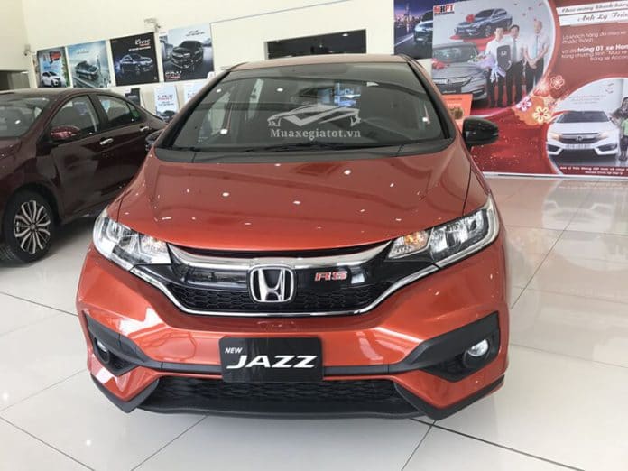 Honda Jazz 2022: Giá xe lăn bánh khuyến mãi, Mua bán xe trả góp honda jazz 2020 rs 15 cvt muaxegiatot com 4 696x522 1 Honda Jazz 2022: Giá xe lăn bánh khuyến mãi, Mua bán xe trả góp