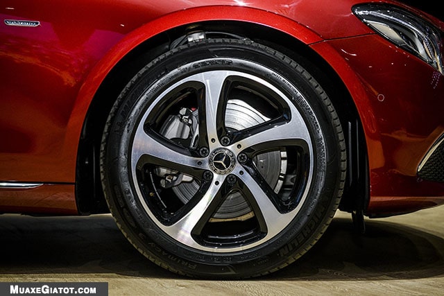 Mercedes E200 Sport 2022: Giá xe lăn bánh khuyến mãi, Mua bán xe trả góp mam mercedes benz e200 sport 2020 muaxegiatot com Mercedes E200 Sport 2022: Giá xe lăn bánh khuyến mãi, Mua bán xe trả góp