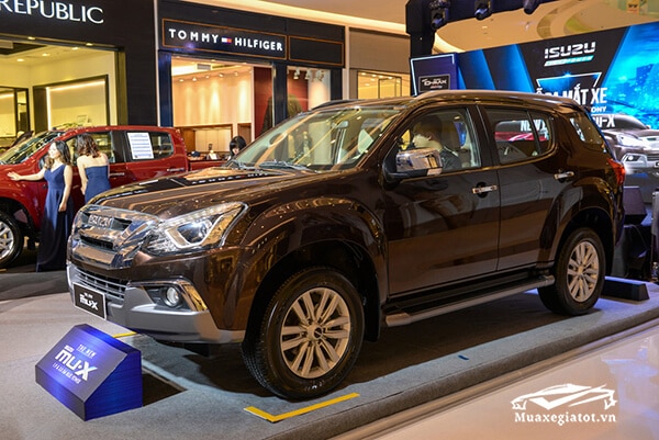 hong xe isuzu mux 2021 2022 xetot com 9 Isuzu MU-X 2025: Giá xe lăn bánh khuyến mãi, Mua bán xe trả góp