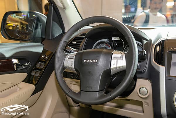 vo lang isuzu mux 2021 2022 xetot com 4 Isuzu MU-X 2025: Giá xe lăn bánh khuyến mãi, Mua bán xe trả góp