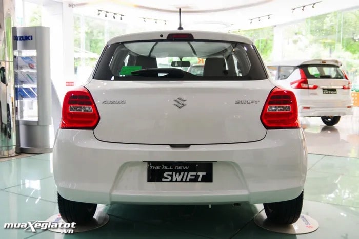 duoi xe suzuki swift 2022 glx muaxegiatot vn Suzuki Swift 2025: Giá xe lăn bánh khuyến mãi, Mua bán xe trả góp