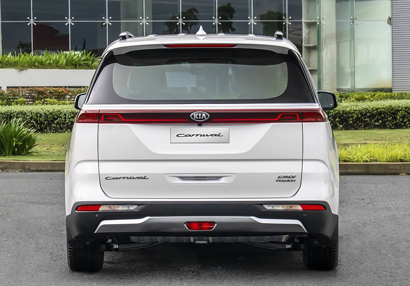 Kia Carnival 2025: Giá xe lăn bánh khuyến mãi, Mua bán xe trả góp den hau xe kia carnival 2022 muaxegiatot vn Kia Carnival 2025: Giá xe lăn bánh khuyến mãi, Mua bán xe trả góp