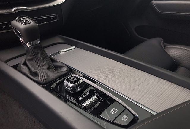 Volvo XC60 2025: Giá lăn bánh khuyến mãi, Mua bán xe trả góp Volvo xc60 drive mode muaxegiatot vn Volvo XC60 2025: Giá lăn bánh khuyến mãi, Mua bán xe trả góp