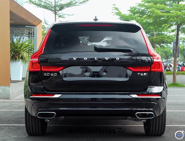 Volvo XC60 2025: Giá lăn bánh khuyến mãi, Mua bán xe trả góp Volvo xc60 duoi xe muaxegiatot vn Volvo XC60 2025: Giá lăn bánh khuyến mãi, Mua bán xe trả góp
