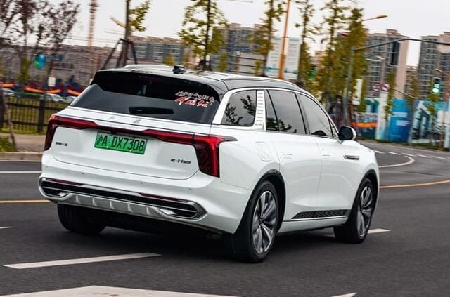 Hongqi E-HS9 2025: Giá xe lăn bánh khuyến mãi, Mua bán xe trả góp Giaxehoi vn Hongqi E HS9 duoi xe Hongqi E-HS9 2025: Giá xe lăn bánh khuyến mãi, Mua bán xe trả góp