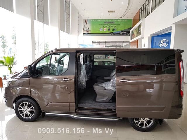 Ford Tourneo 2022: Giá xe lăn bánh khuyến mãi, Mua bán xe trả góp cua lua ford tourneo 2020 Xetot com Ford Tourneo 2022: Giá xe lăn bánh khuyến mãi, Mua bán xe trả góp