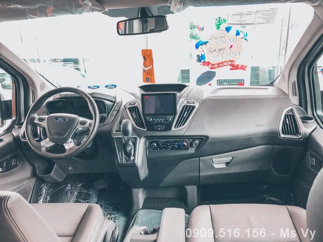 Ford Tourneo 2022: Giá xe lăn bánh khuyến mãi, Mua bán xe trả góp noi that ford tourneo 2020 Xetot com Ford Tourneo 2022: Giá xe lăn bánh khuyến mãi, Mua bán xe trả góp