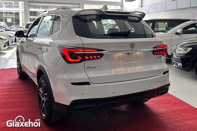 MG RX5 2025: Giá lăn bánh khuyến mãi, Mua xe trả góp mg rx5 2024 gia xe lan banh khuyen mai mua ban xe tra gop 4 MG RX5 2025: Giá lăn bánh khuyến mãi, Mua xe trả góp
