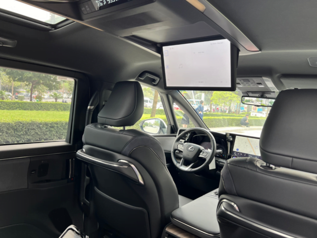 Lexus LM 500h lexus lm 500h 4 - Lexus LM 500h
