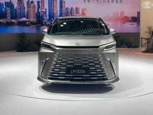 Lexus LM lexus lm 500h lexutrungtamsaigon 300x225 - Lexus LM
