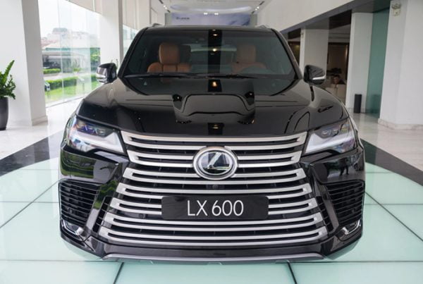 lexus lx600 vip lexutrungtamsaigon 600x403 - Lexus LX 600 VIP 4 chỗ