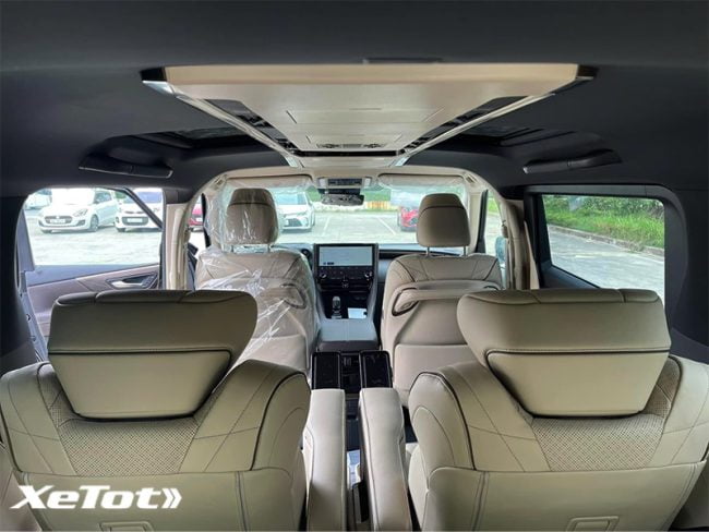 Toyota Alphard 2025: Giá xe lăn bánh khuyến mãi, Mua bán xe trả góp toyota alphard 15 Toyota Alphard 2025: Giá xe lăn bánh khuyến mãi, Mua bán xe trả góp