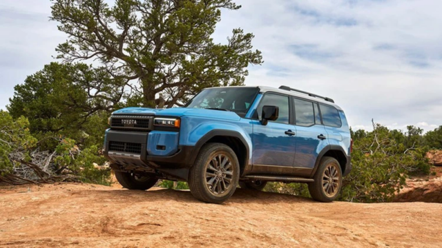 toyota land cruiser prado vx 2 Toyota Land Prado LC250 2025: Giá xe lăn bánh khuyến mãi, Mua bán xe trả góp