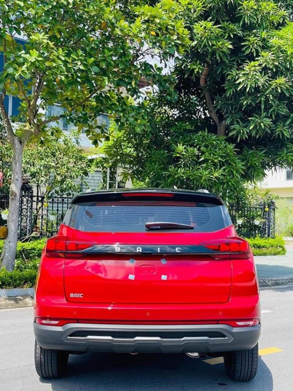 BAIC Beijing X3 2025: Giá bán mới nhất, Đánh giá thông số kỹ thuật baic beijing x3 2024 gia ban moi nhat danh gia thong so ky thuat 3 600x800 BAIC Beijing X3 2025: Giá bán mới nhất, Đánh giá thông số kỹ thuật