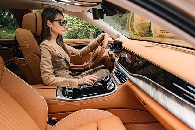 Bảng giá xe Hongqi 2025 mới nhất kèm khuyến mãi tại đại lý chính hãng bang gia xe hongqi moi nhat kem khuyen mai tai dai ly chinh hang 3 Bảng giá xe Hongqi 2025 mới nhất kèm khuyến mãi tại đại lý chính hãng