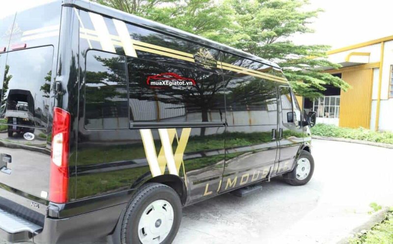 ford transit limousine 2024 thong so va gia ban moi nhat 2 800x497 Ford Transit Limousine 2025: thông số và giá bán mới nhất
