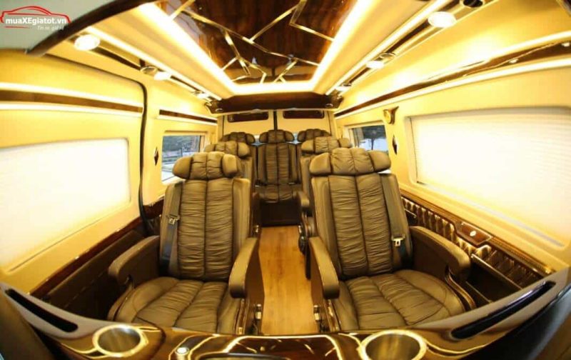 ford transit limousine 2024 thong so va gia ban moi nhat 800x504 Ford Transit Limousine 2025: thông số và giá bán mới nhất