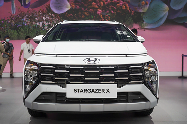 hyundai stargazer x 2024 gia lan banh khuyen mai mua ban xe tra gop 2 Hyundai Stargazer X 2025: Giá lăn bánh khuyến mãi, Mua bán xe trả góp