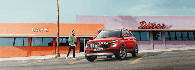 Hyundai Venue 2025: Giá xe lăn bánh khuyến mãi, Mua bán xe trả góp hyundai venue 2024 gia xe lan banh khuyen mai mua ban xe tra gop Hyundai Venue 2025: Giá xe lăn bánh khuyến mãi, Mua bán xe trả góp