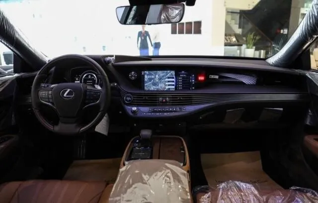 Lexus LS 500h lexus ls 500h 4 - Lexus LS 500h