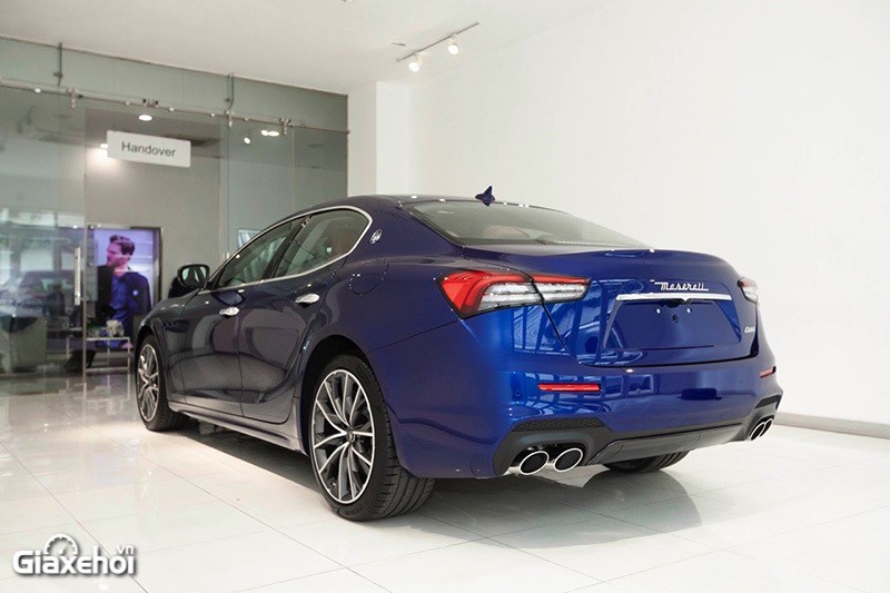 Maserati Ghibli Hybrid 2025: Giá lăn bánh khuyến mãi, Mua trả góp maserati ghibli hybrid 2025 gia lan banh khuyen mai mua tra gop 3 Maserati Ghibli Hybrid 2025: Giá lăn bánh khuyến mãi, Mua trả góp