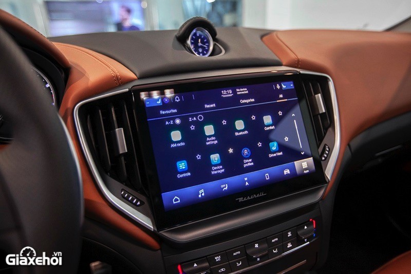 Maserati Ghibli Hybrid 2025: Giá lăn bánh khuyến mãi, Mua trả góp maserati ghibli hybrid 2025 gia lan banh khuyen mai mua tra gop 7 Maserati Ghibli Hybrid 2025: Giá lăn bánh khuyến mãi, Mua trả góp