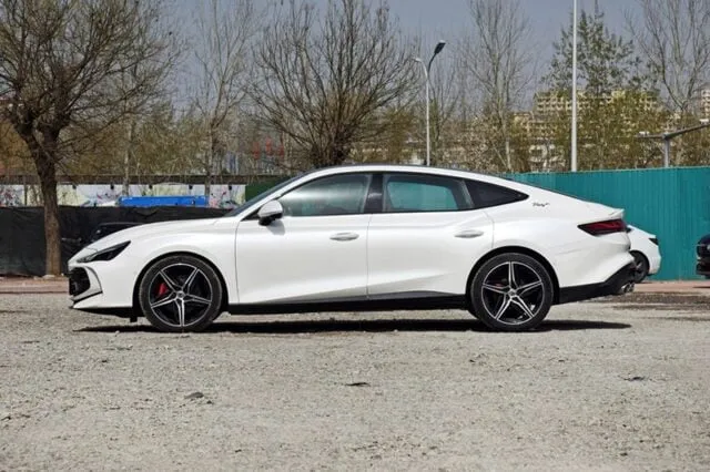 mg mg 7 2025 gia lan banh khuyen mai mua tra gop 4 MG MG 7 2025: Giá lăn bánh khuyến mãi, Mua trả góp