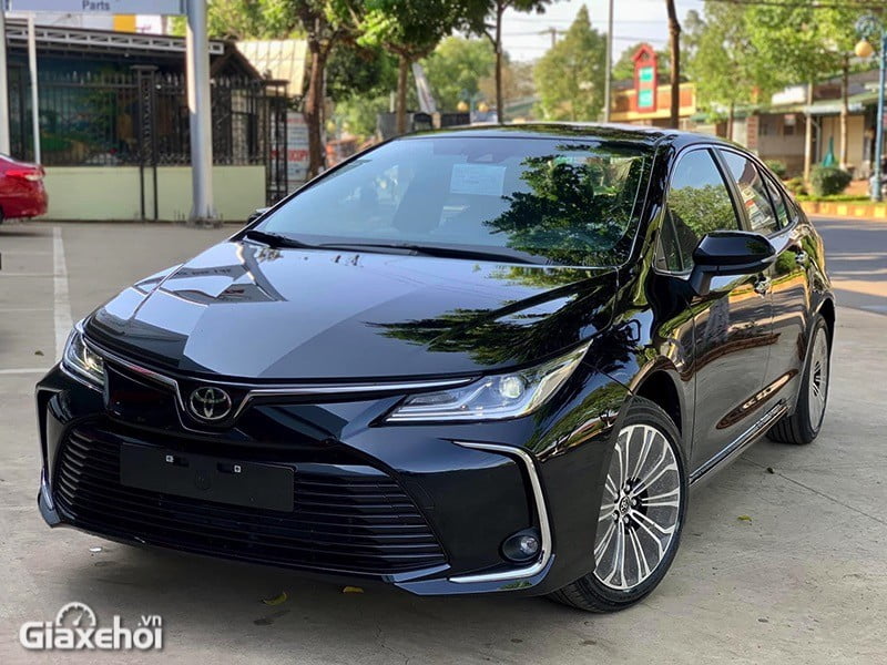 toyota corolla altis 2024 gia xe lan banh khuyen mai mua ban xe tra gop 2 Toyota Corolla Altis 2025: Giá xe lăn bánh khuyến mãi, Mua bán xe trả góp