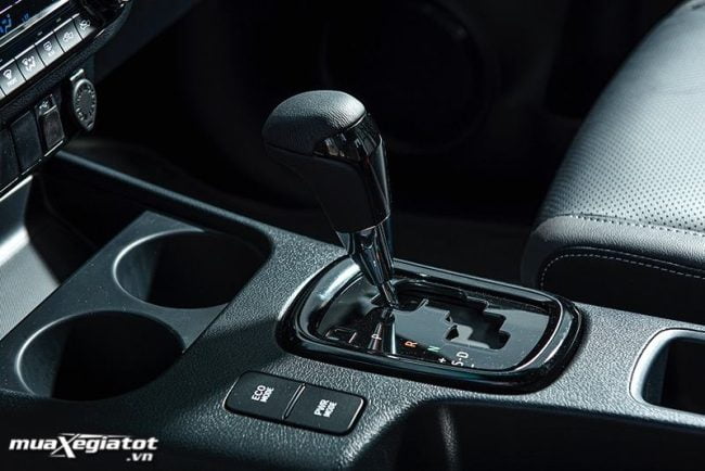 Toyota Hilux 2025: Giá xe lăn bánh khuyến mãi, Mua bán xe trả góp toyota hilux 2024 gia xe lan banh khuyen mai mua ban xe tra gop 9 Toyota Hilux 2025: Giá xe lăn bánh khuyến mãi, Mua bán xe trả góp