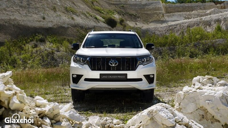 toyota land cruiser prado vx 1 800x450 Đánh giá xe Toyota Land Cruiser Prado 2023: cải tiến sức mạnh động cơ và bổ sung hệ thống an toàn mới