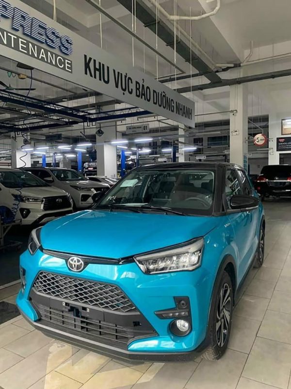 Toyota Raize 2025: Giá xe lăn bánh khuyến mãi, Mua xe trả góp toyota raize 2024 gia xe lan banh khuyen mai mua xe tra gop 7 600x800 Toyota Raize 2025: Giá xe lăn bánh khuyến mãi, Mua xe trả góp