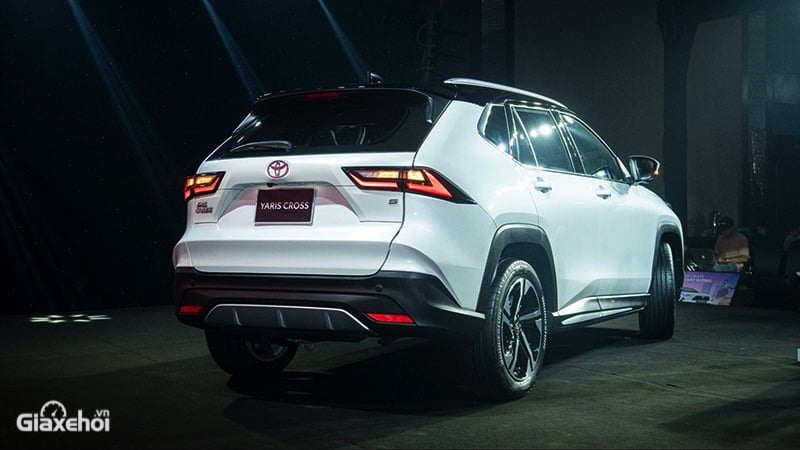 Toyota Yaris Cross 2025: Giá xe lăn bánh khuyến mãi, Mua bán xe trả góp toyota yaris cross 2024 gia xe lan banh khuyen mai mua ban xe tra gop 4 Toyota Yaris Cross 2025: Giá xe lăn bánh khuyến mãi, Mua bán xe trả góp